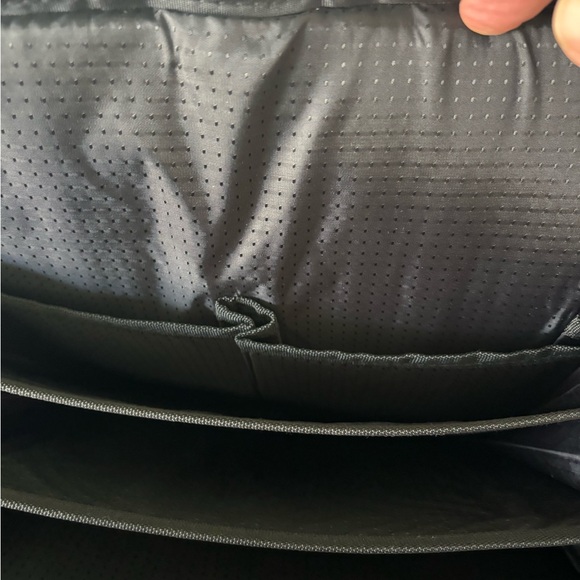 Modulus 2.0 computer compatible backpack case - Picture 7 of 8